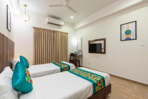 treebo flora embassy