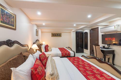 palm residences and suites