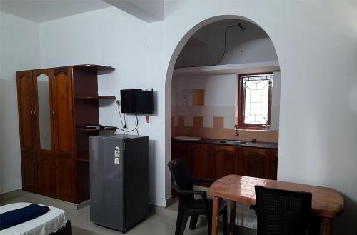 All Seasons Tvm,,4 star