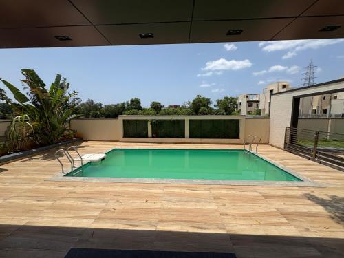 mercury duplex villa