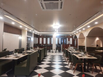 Hotel Imperial,,2 star