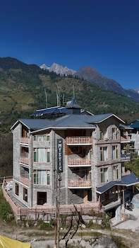 Mystic  Manali,,3 star