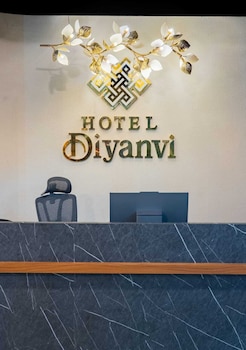 Hotel Diyanvi,,3 star