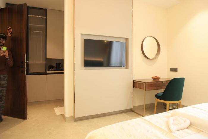 quad hotels hyderabad