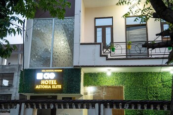 Hotel Astoria Elite,,3 star