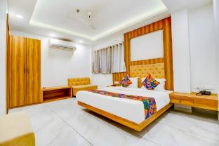 Hotel Purple Orchid,,3 star