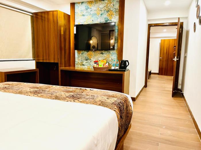 hotel signature banjara hills hyderabad