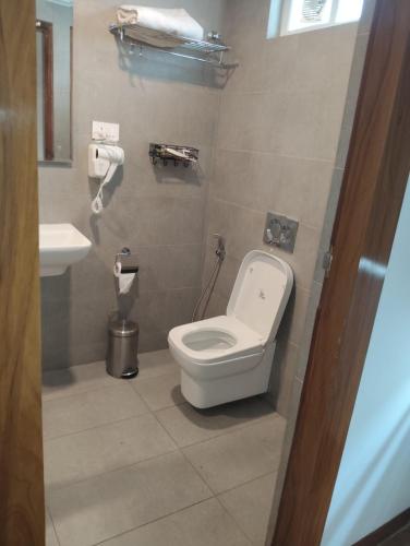 hotel signature banjara hills hyderabad