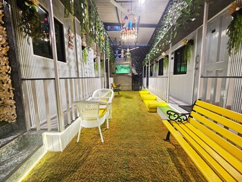 astha home shared pool rooms