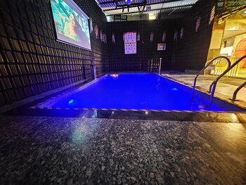 Astha Home Shared Pool Rooms,,3 star