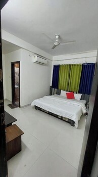 Satkar Home Stay Ujjain,,2 star