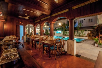 villa elixir fort kochi