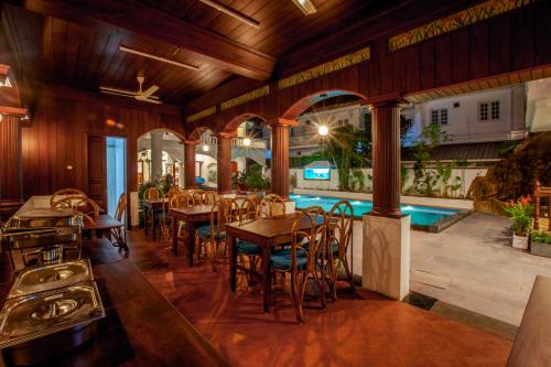 villa elixir fort kochi