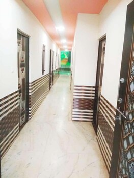 Hotel Ss Palace & Restaurant,,3 star