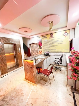 Hotel Ss Palace & Restaurant,,3 star