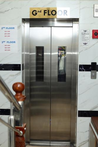 mount view inn krishnagiri