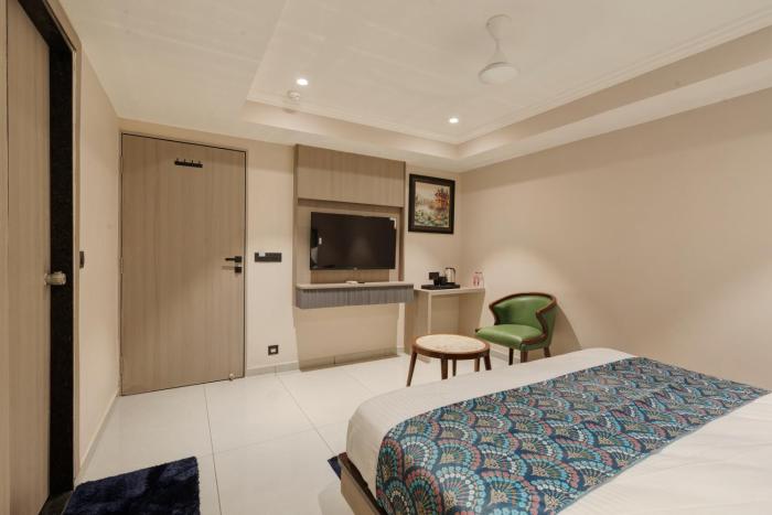 hotel royal time