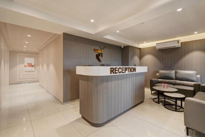 hotel royal time