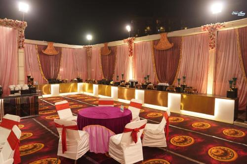 krishna anandam palace