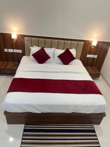 krishna anandam palace