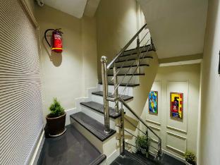 hotel balaji inn ayodhya bypass