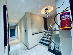 hotel balaji inn ayodhya bypass