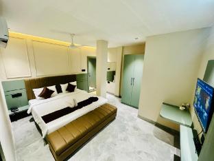 hotel balaji inn ayodhya bypass