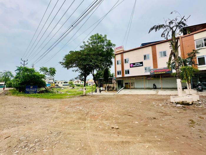 hotel balaji inn ayodhya bypass