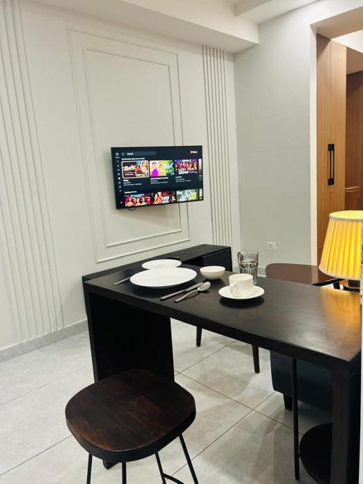 royal studio golf course road