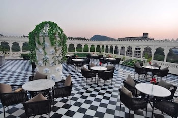 hotel mount view inn