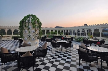 hotel mount view inn