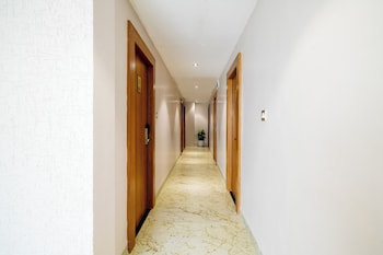 The Avinya Stay,,3 star