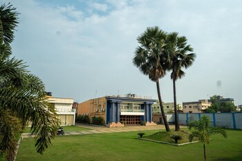 Celebration Park,,2 star