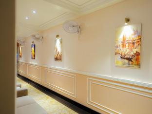 hotel nirvvana residency