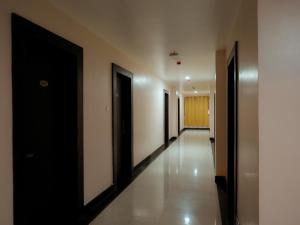 hotel nirvvana residency