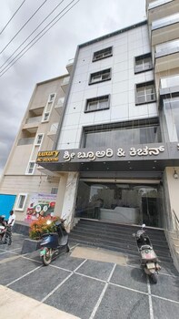 Sree Brewery And Kitchen,,2 star