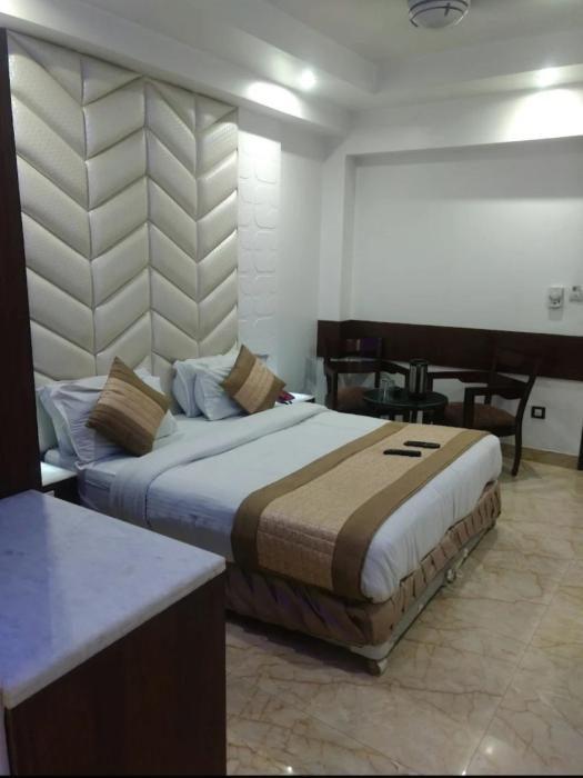 hotel rachna tourist lodge