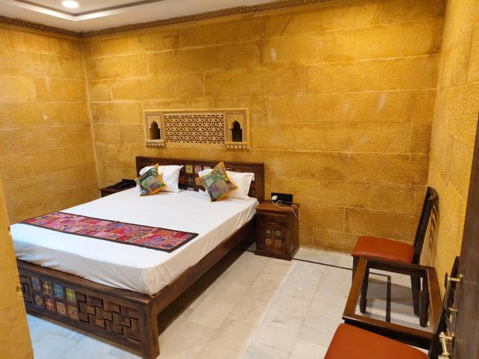 hotel desert castle jaisalmer