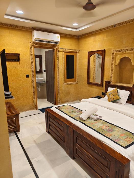 hotel desert castle jaisalmer