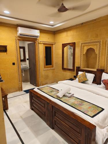 hotel desert castle jaisalmer