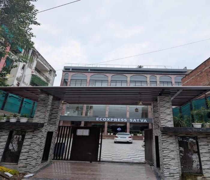 ecoxpress satva varanasi