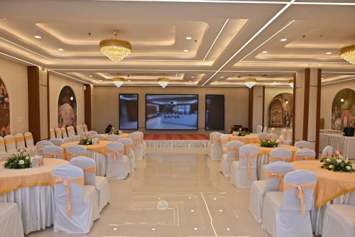 ecoxpress satva varanasi