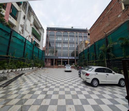 ecoxpress satva varanasi