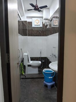 Akay Guest House,,2 star