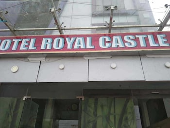 Hotel Royal Castle Lucknow,,2 star