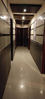 Hotel Royal Castle Lucknow,,2 star