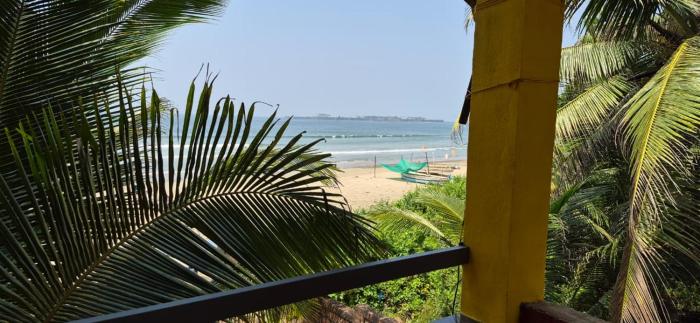 aabhai beach resort malvan