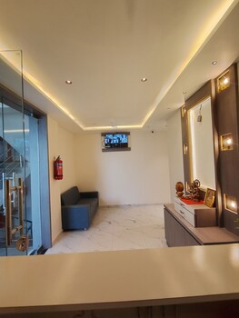 Hotel R Gold,,2 star