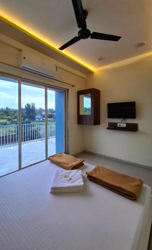 Radhakrushna Retreat,,3 star