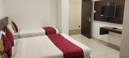 Hotel Orion Inn,,5 star